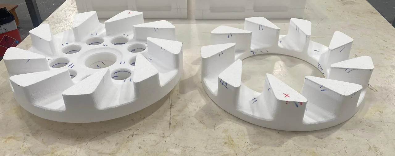 Rotores usinados em bloco de isopor para fabricante de bomba